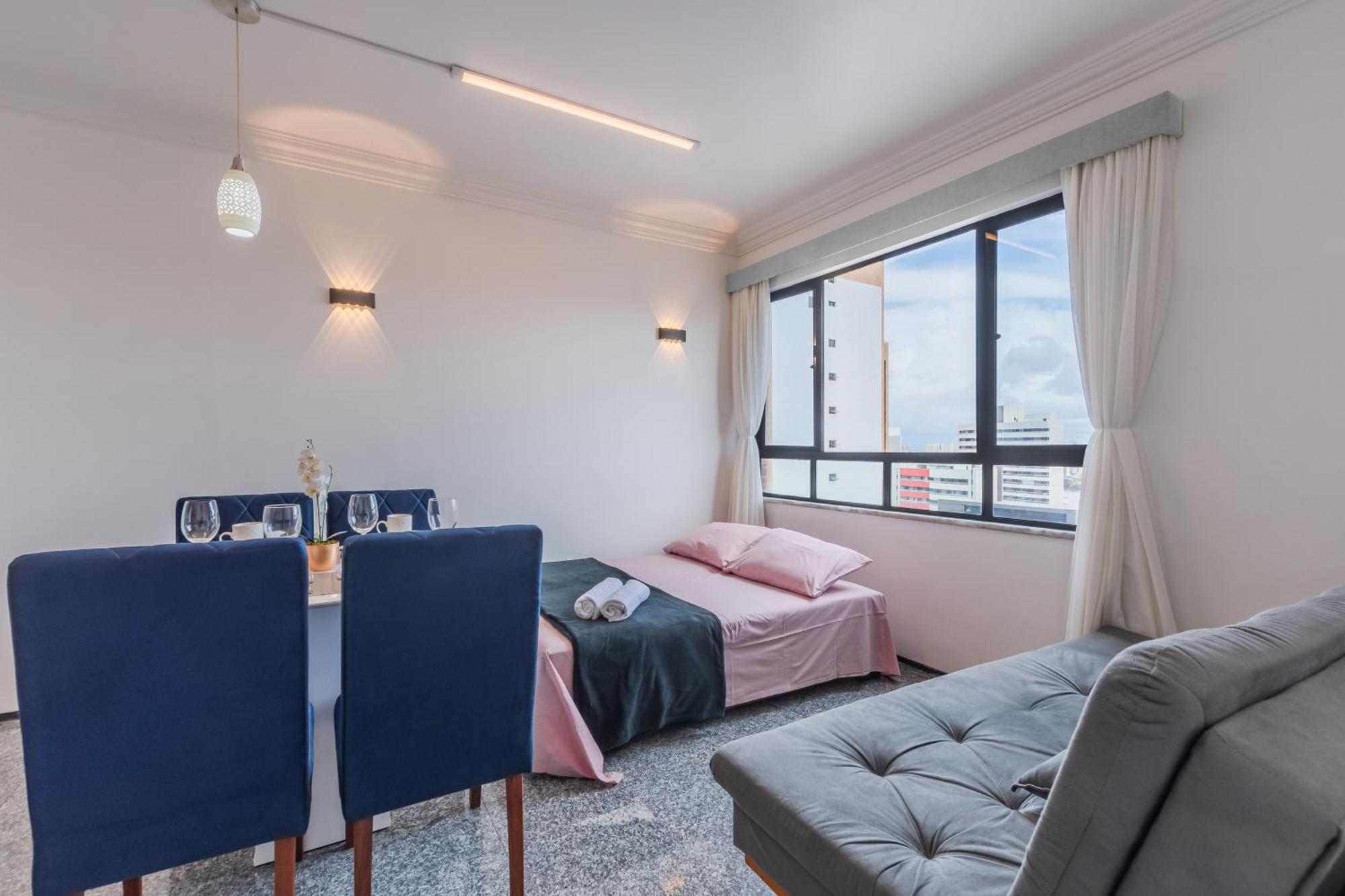 Apartment Vista Alta: Beachfront With Smart Features And 24/7 Reception